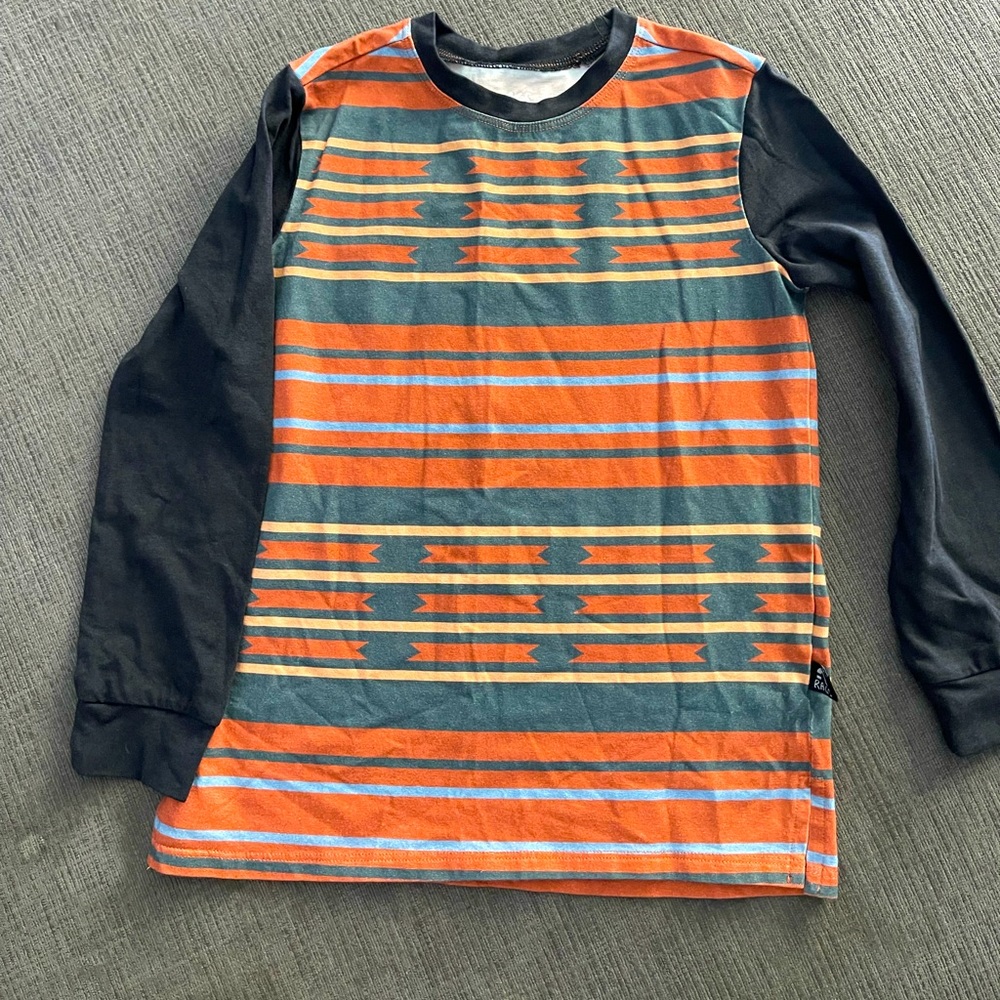 Long sleeve Rags top